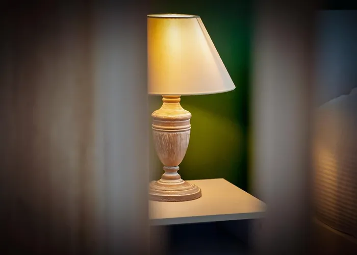 Saint Maur F2 Beau Entier *